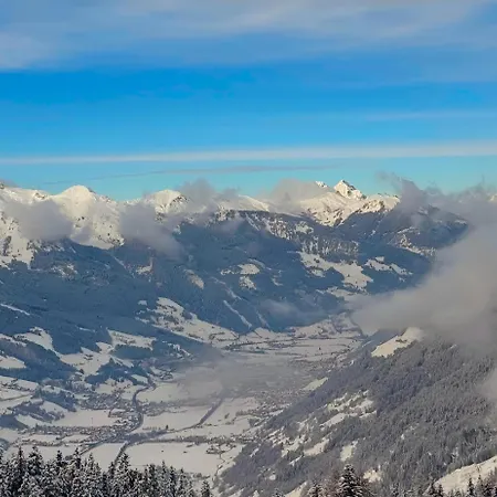 Susis Alpen Lägenhet *